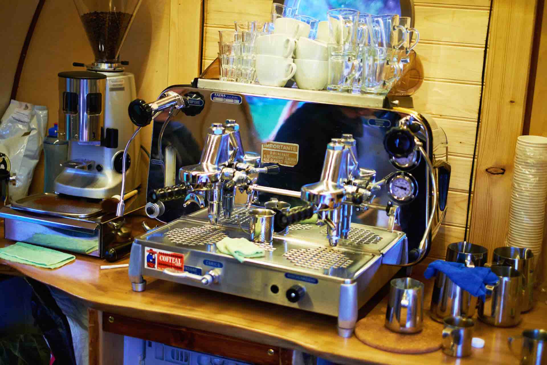 noble Kaffeemaschine, Kaffeewagen Ausstattung